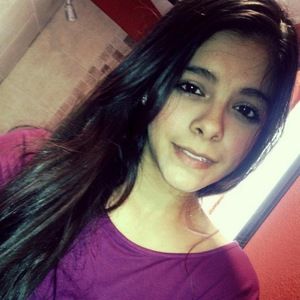 Meet your Posher, Valeria